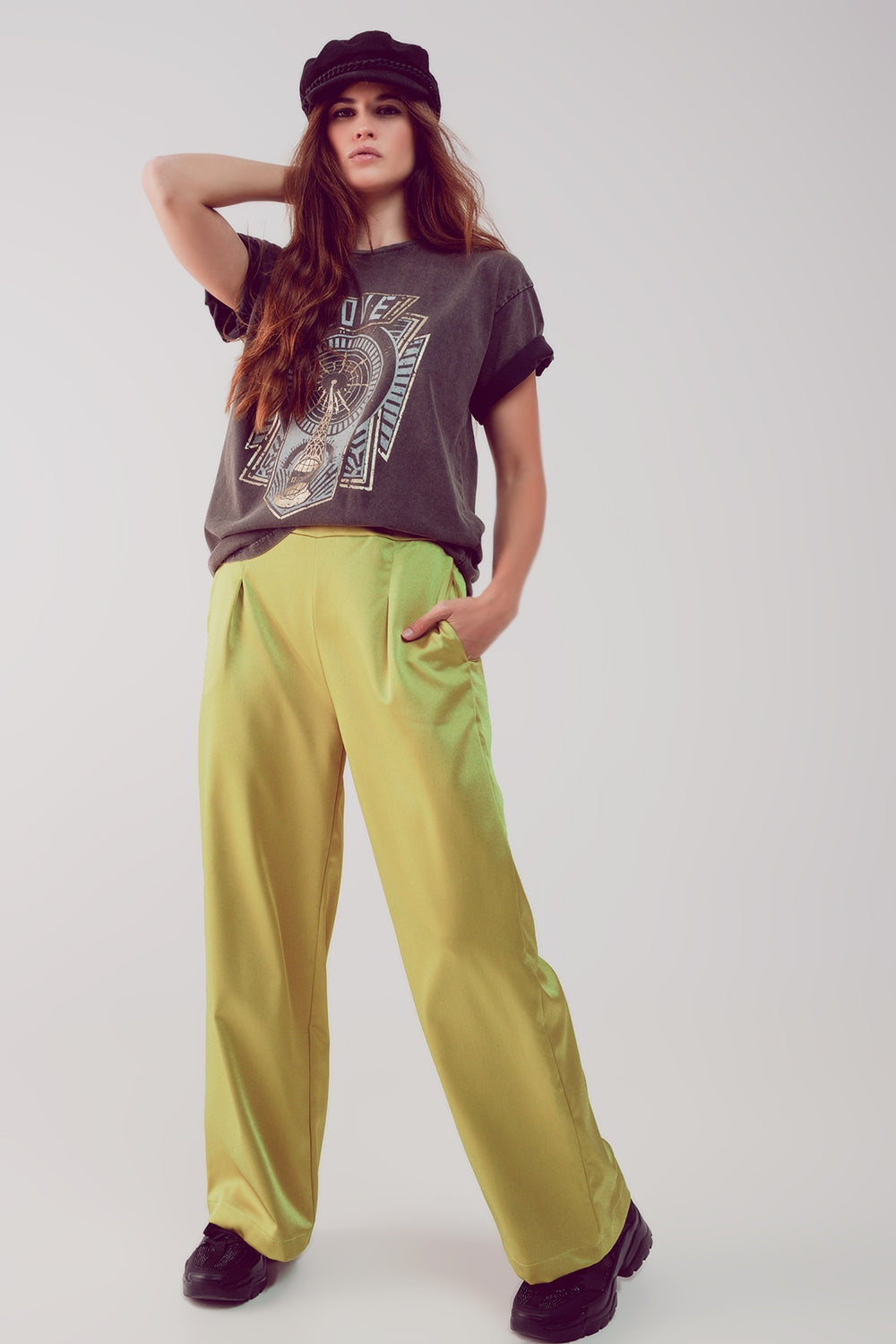 Pantalones lima de pernera ancha de satén Q2