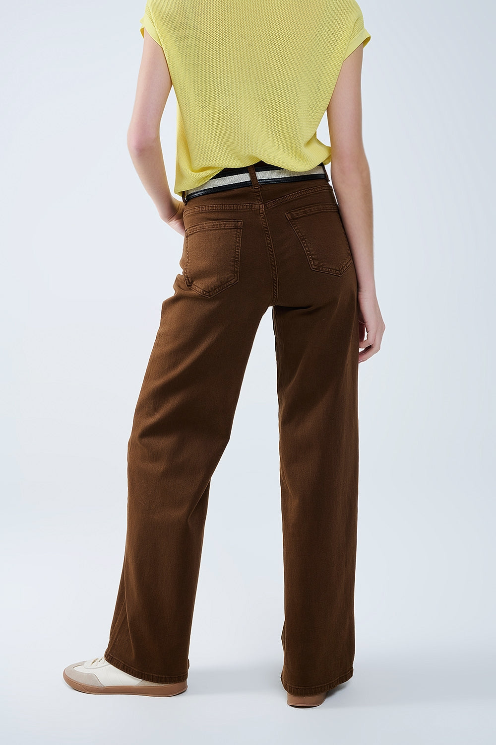 Pantalones marrón chocolate de pierna ancha y talle alto Q2
