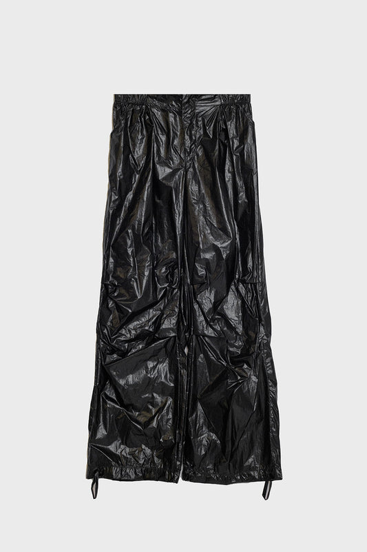 Q2 Pantalones metálicos oversized negros de paracaídas