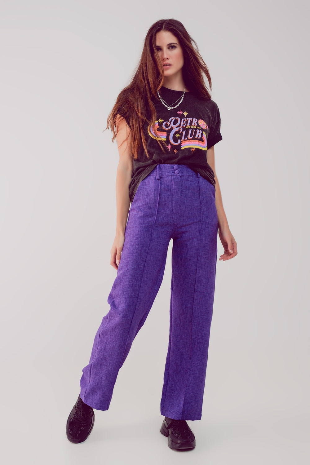 Pantalones morados de corte sartorial y pernera recta Q2