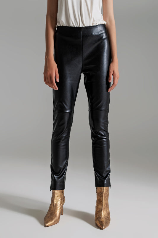 Q2 pantalones pitillo negros efecto piel