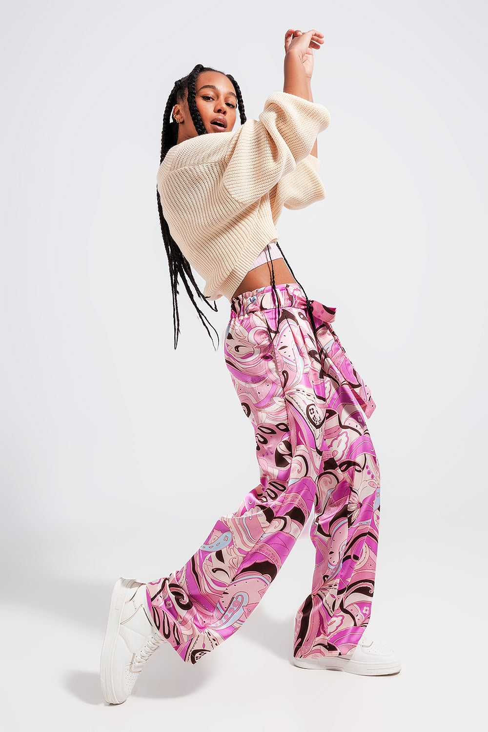 Pantalones rosa de pernera ancha con cinturón Q2