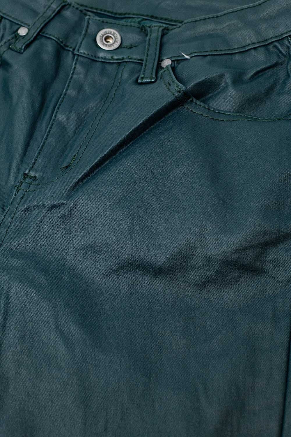 Pantalones super pitillo de piel sintética verde oscuro Q2