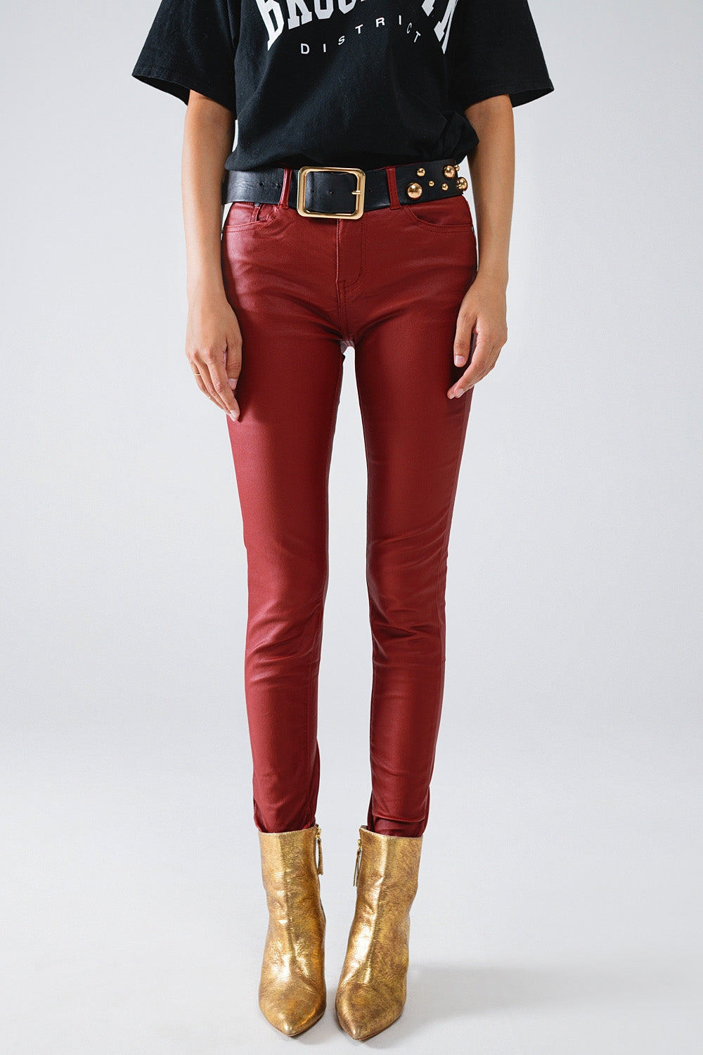 Q2 Pantalones super skinny de piel sintética burdeos