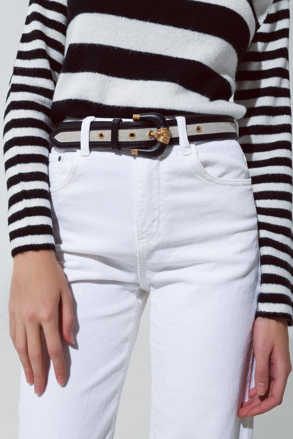 Pantalones tobilleros de pana en blanco Q2