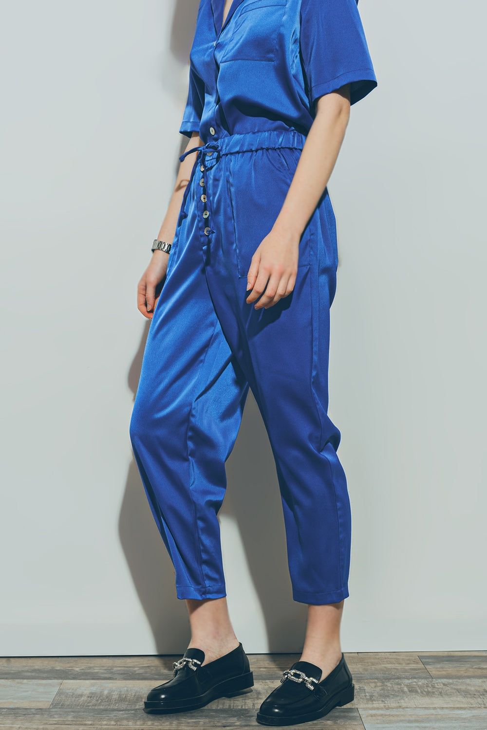 Pantalones tobilleros de Satén en Azul Q2