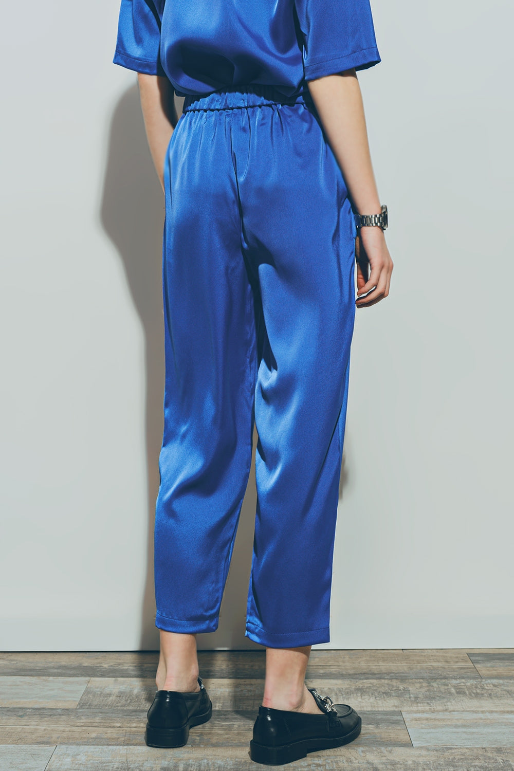 Pantalones tobilleros de Satén en Azul Q2