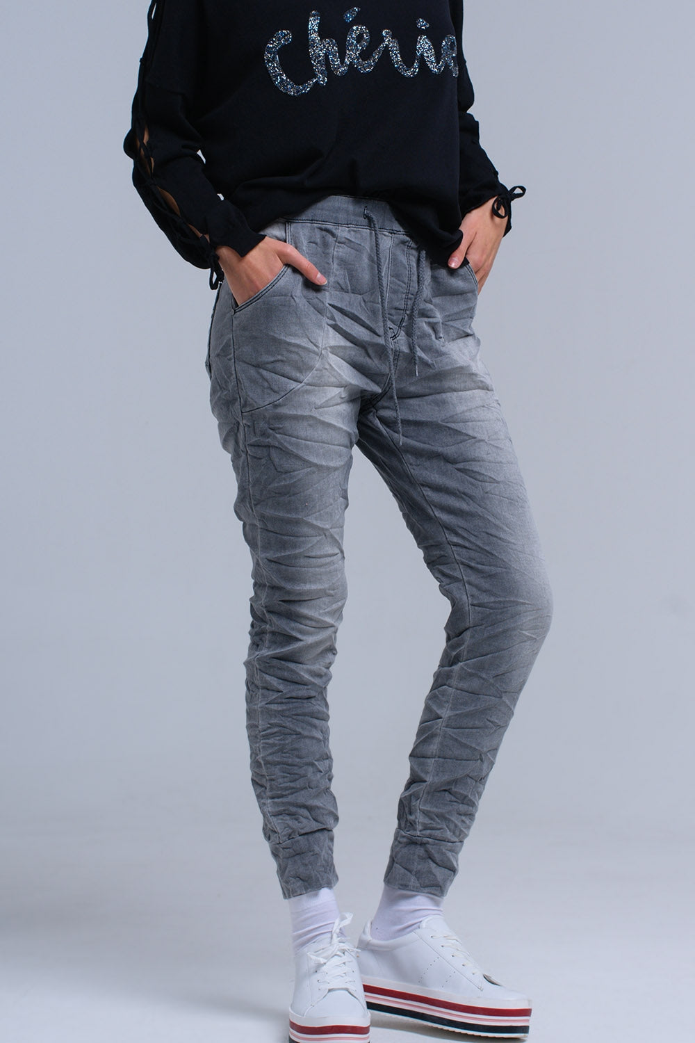 Pantalones vaqueros Jogger gris Q2