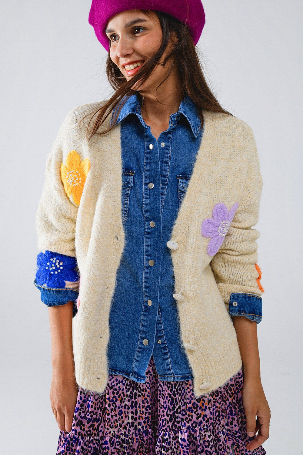 Rebeca Crema Con Flores Bordadas Q2