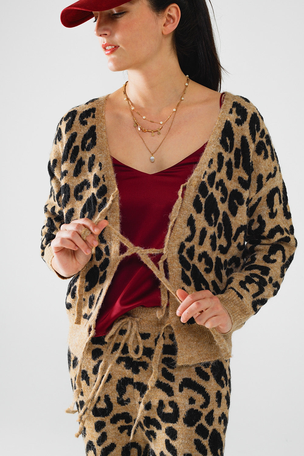 Rebeca de manga larga con estampado de leopardo y detalle de lazos Q2