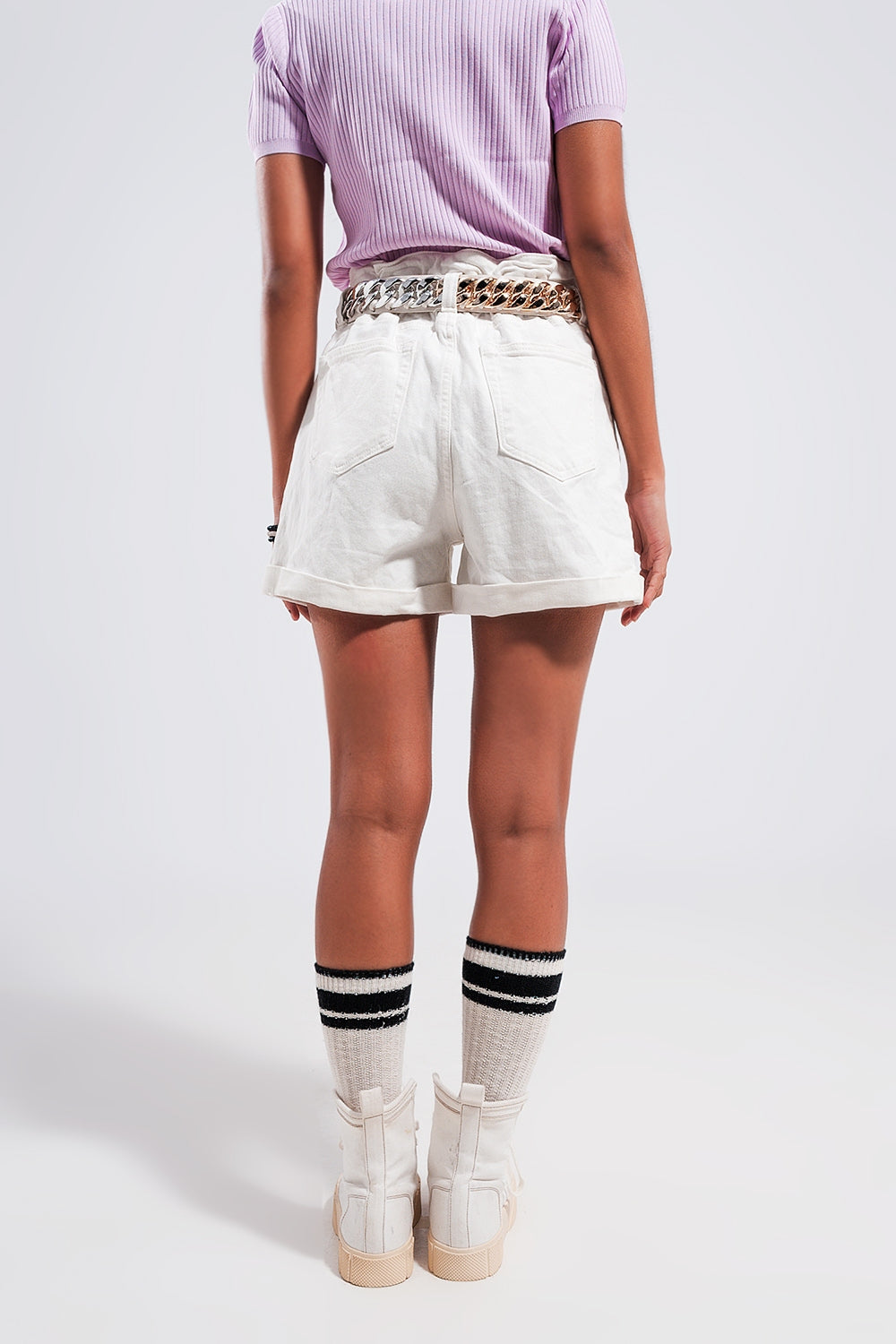 Shorts vaqueros blanco con cintura paperbag Q2