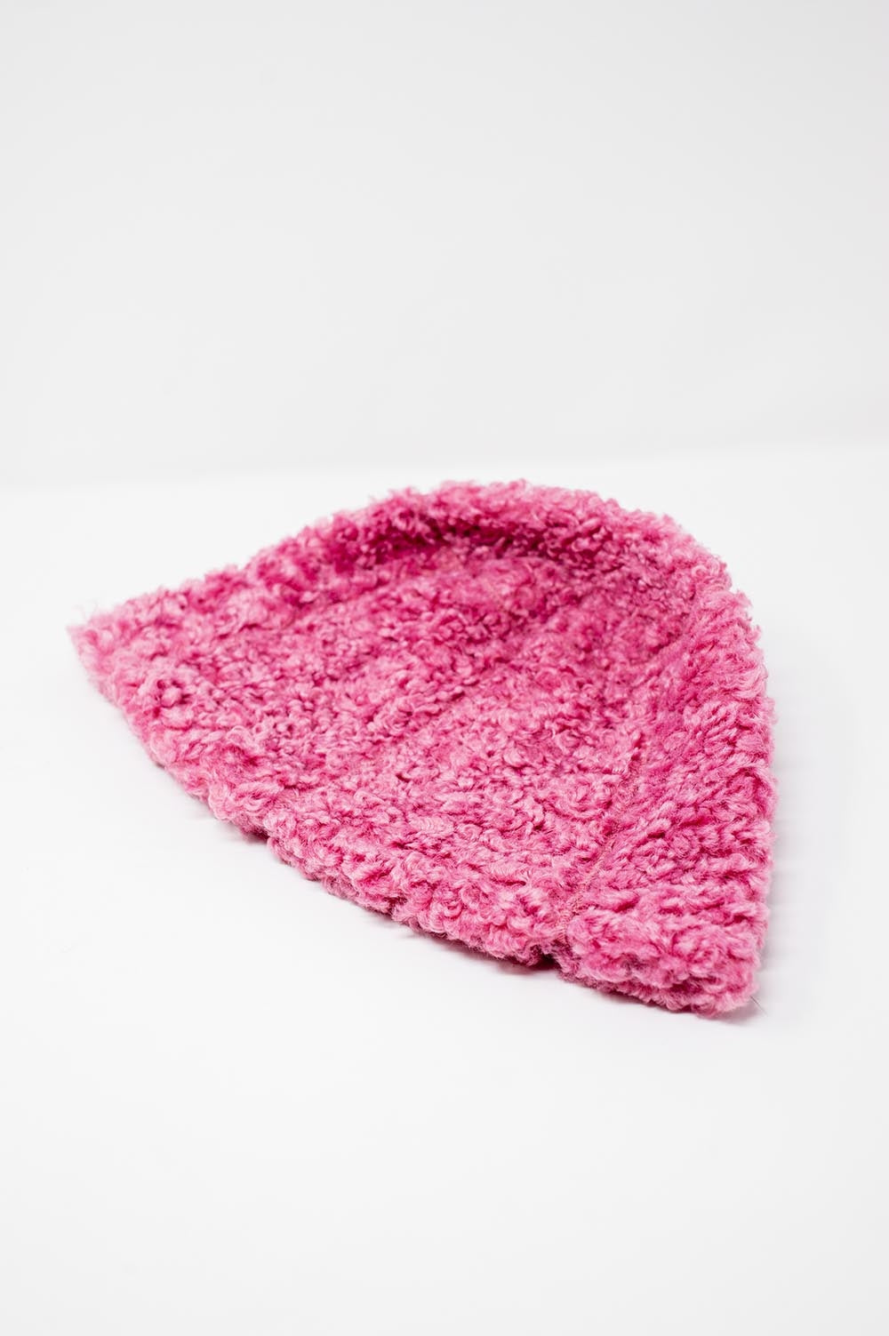 Sombrero de pescador fucsia de borreguito Q2