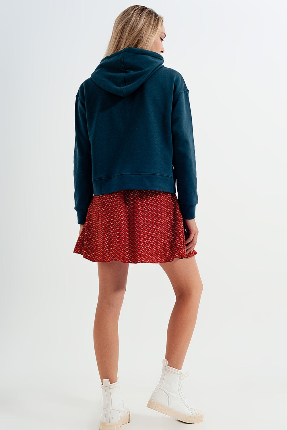 Sudadera verde con capucha Q2