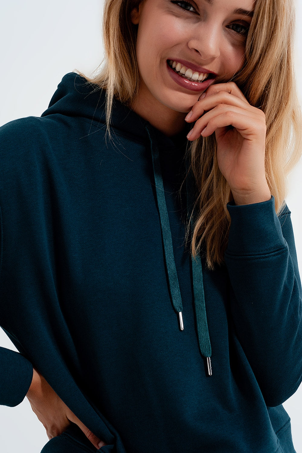 Sudadera verde con capucha Q2