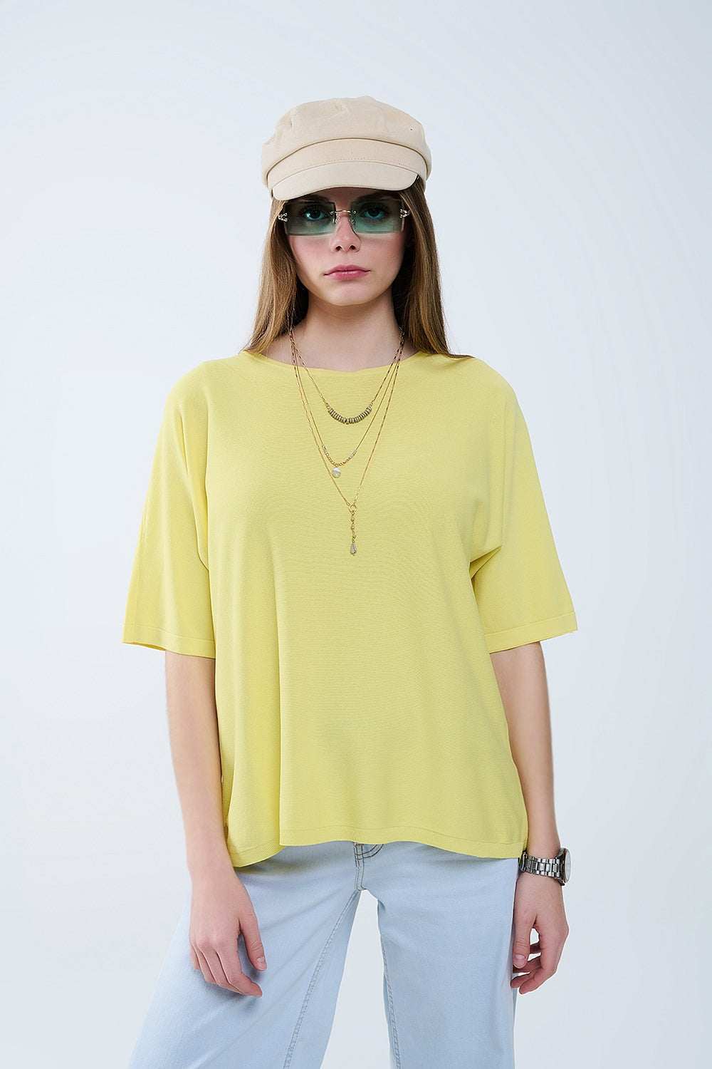 Suéter amarillo oversize con mangas hasta el codo Q2