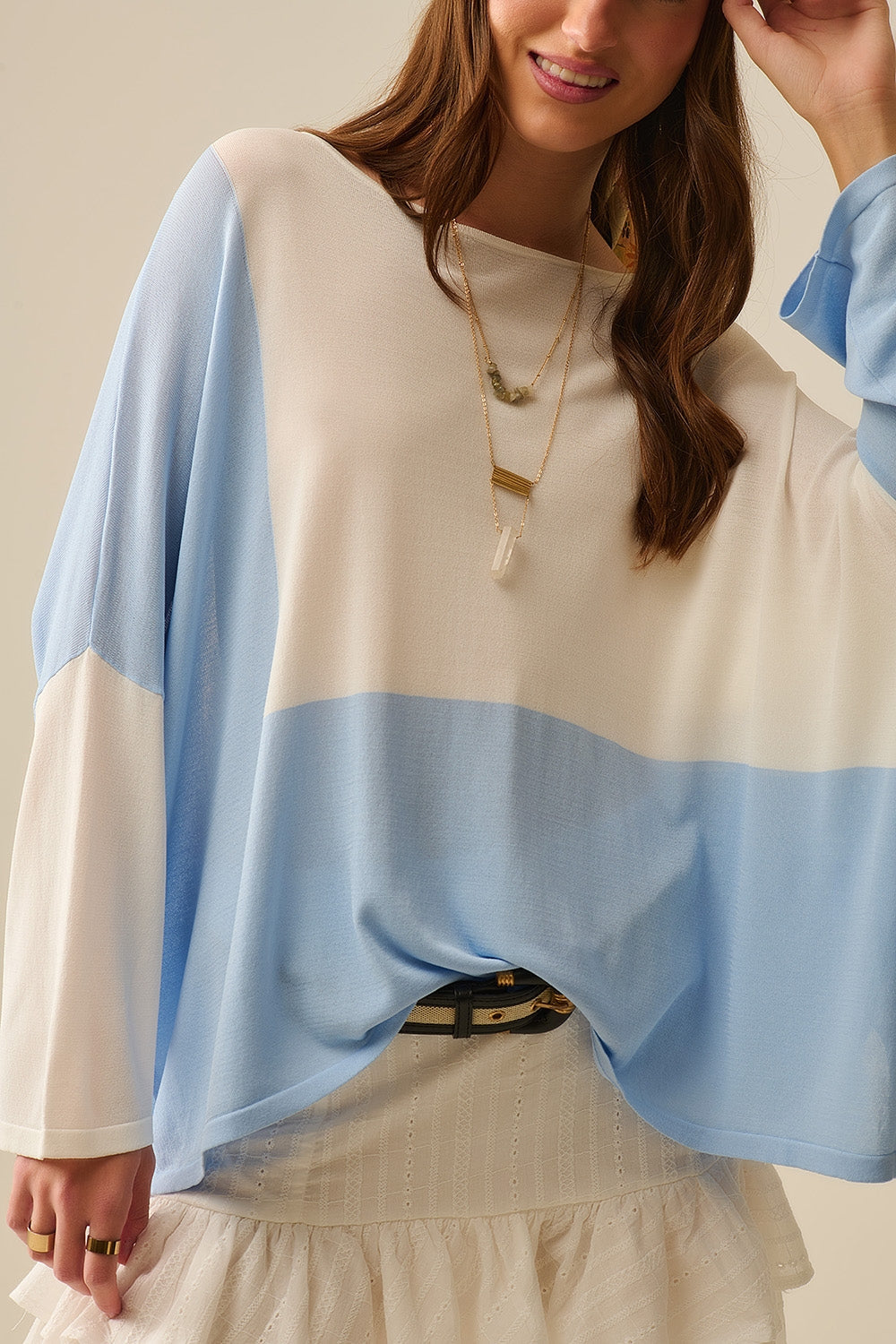 sueter color block con mangas de murcielago En Blanco y azul Q2