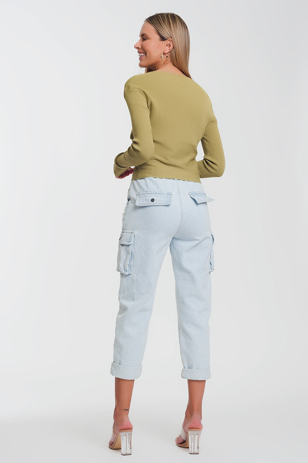 Sueter de canale en verde de cuello pico Q2