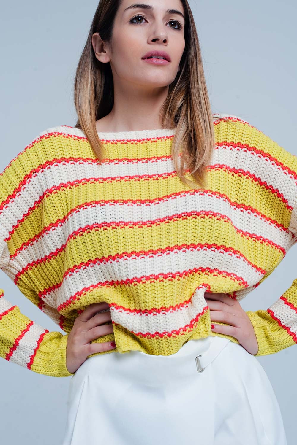 Sueter de rayas en Amarillo con escote amplio Q2