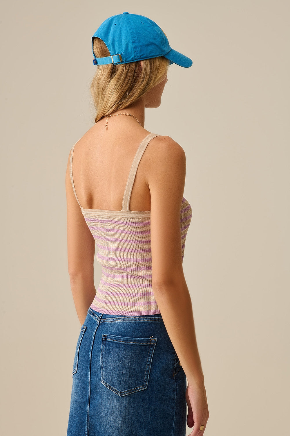 top beige con tirantes y rayas lilas Q2
