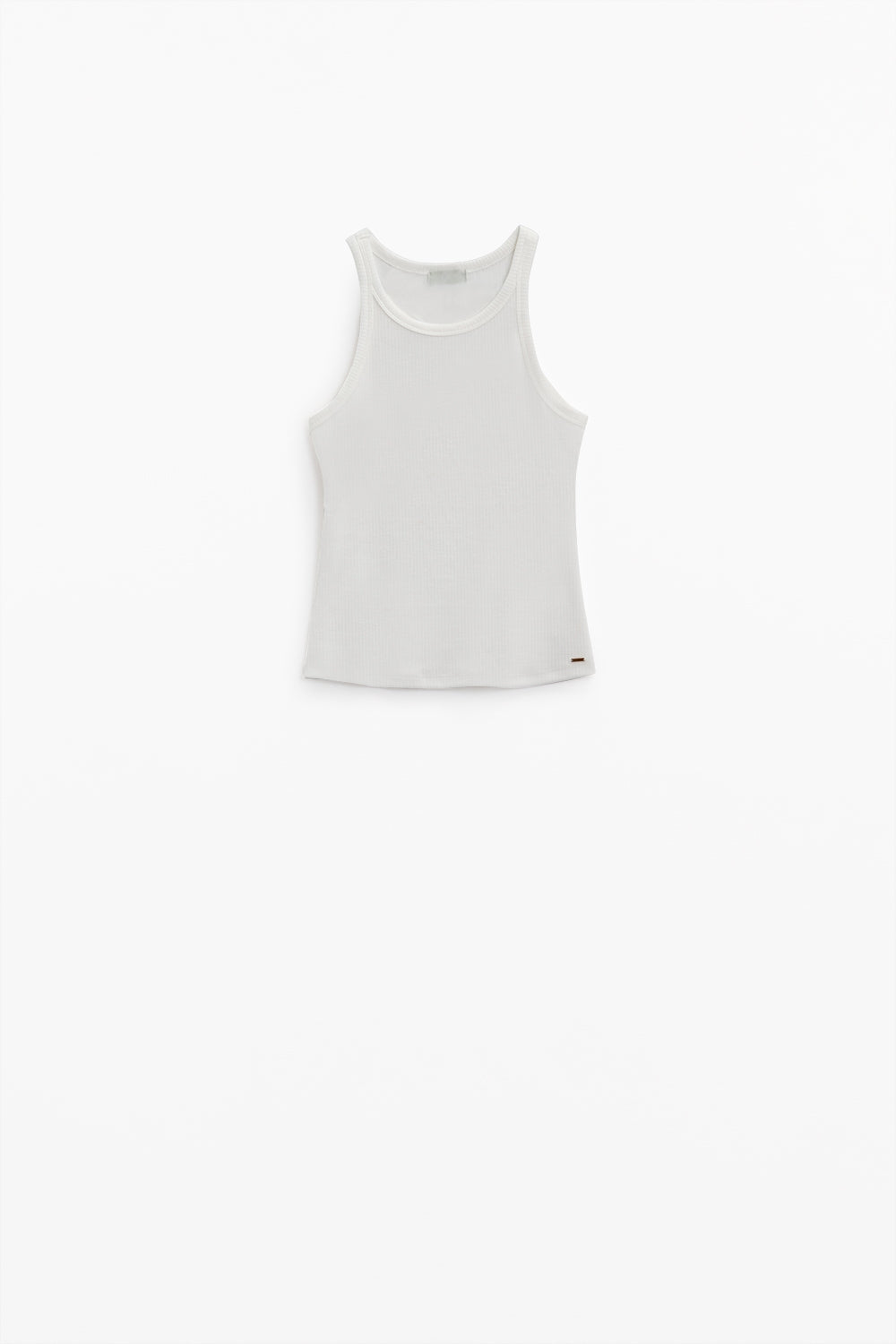 Top blanco sin mangas con detalles acanalados Q2