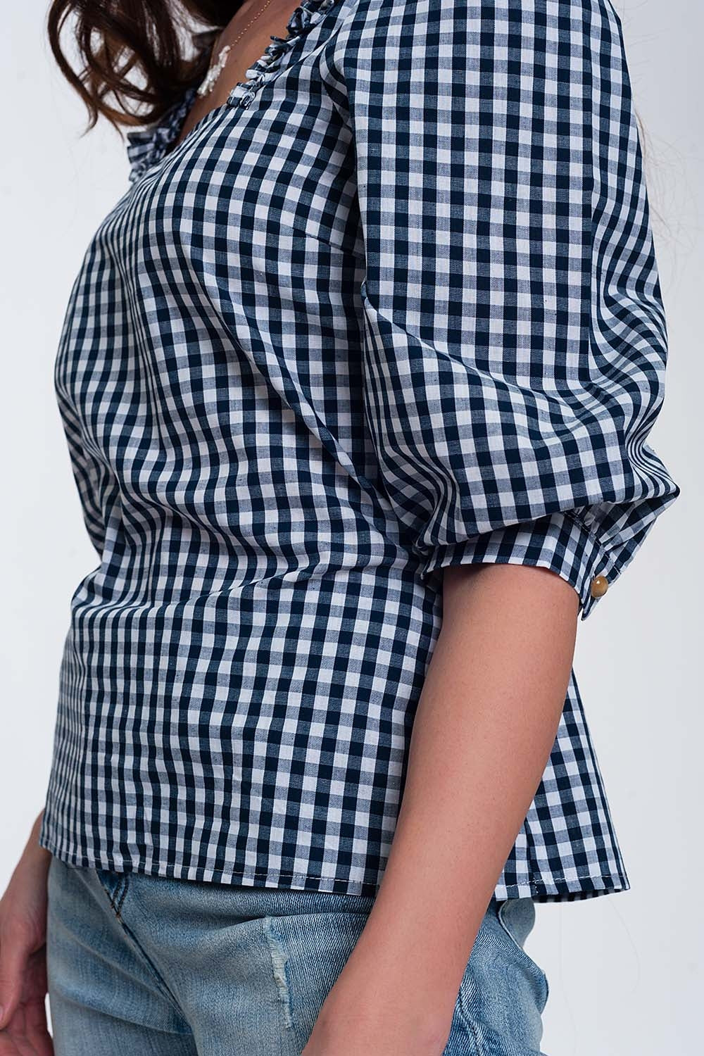 Top con cuello cuadrado y cuadros Vichy en azul marino Q2
