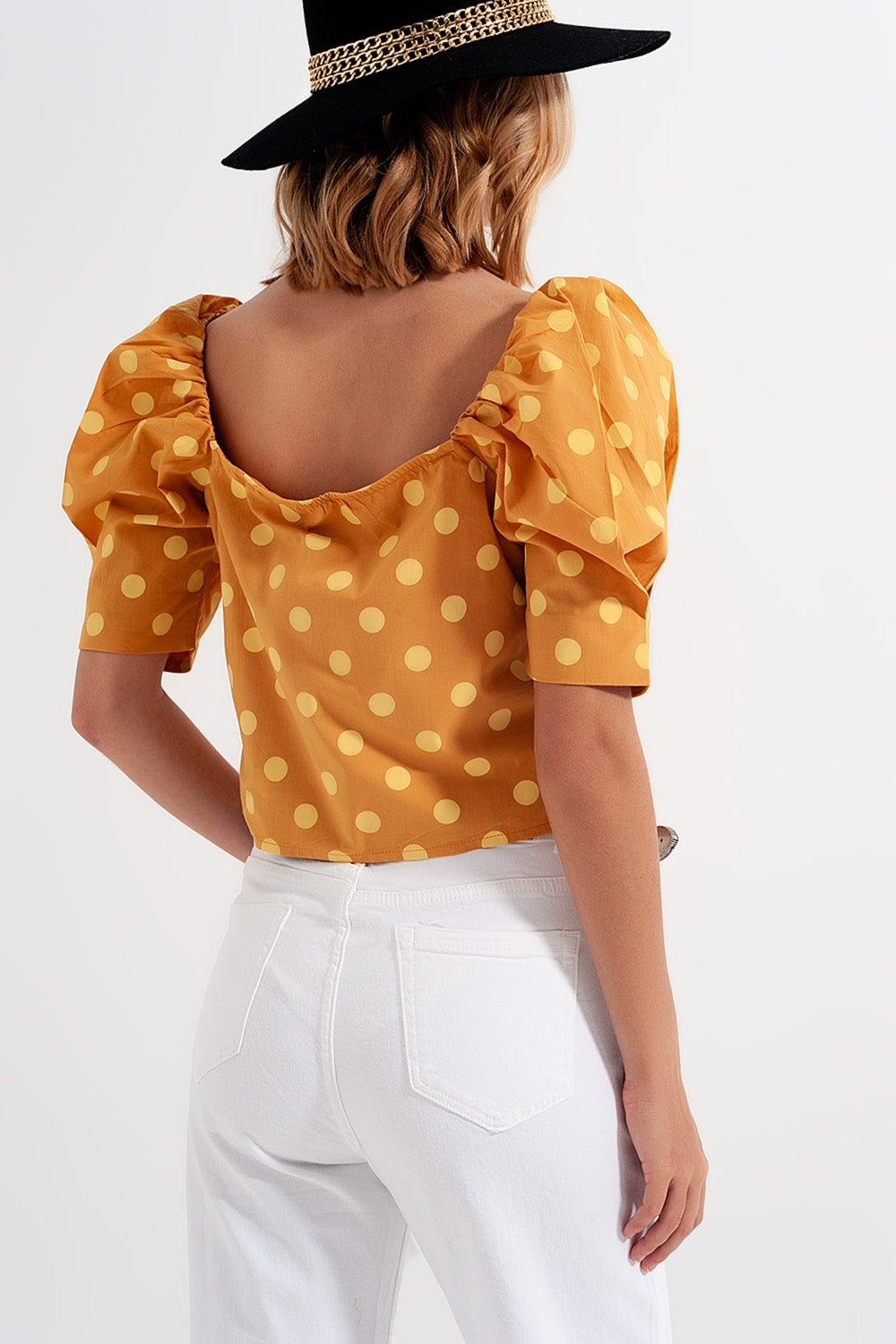 Top con escote cuadrado mangas abullonadas y estampado de lunares amarillo Q2