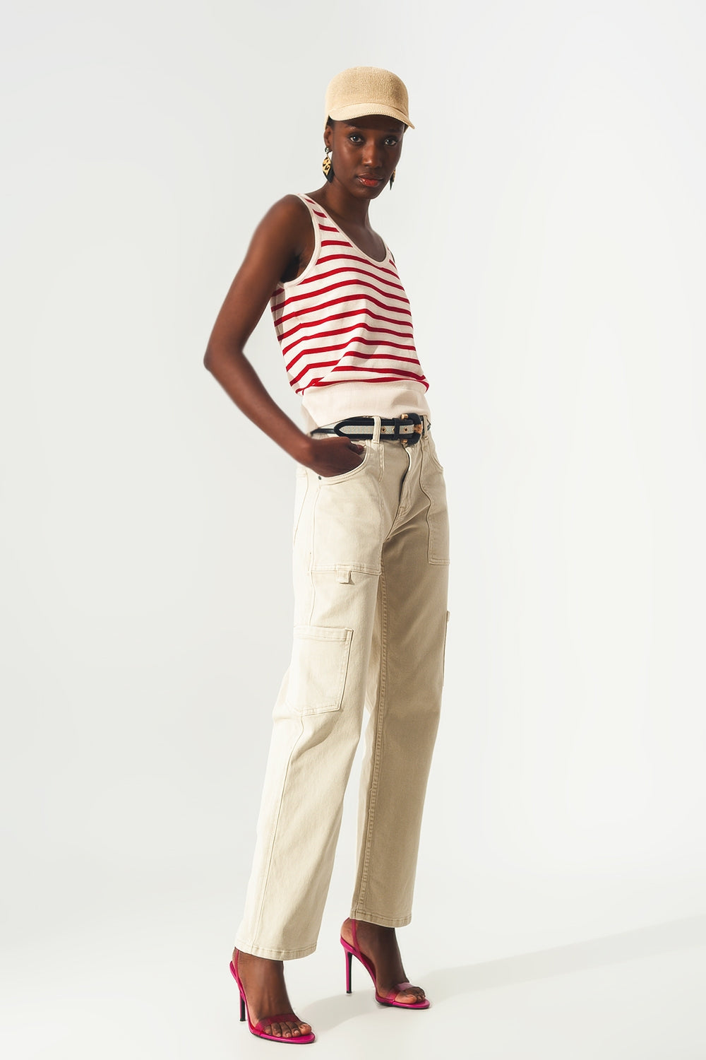 Top corto a rayas en rojo y blanco Q2