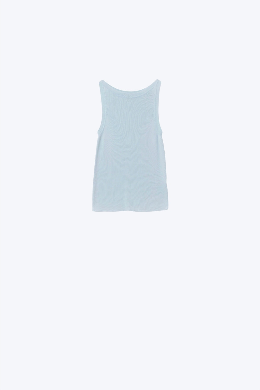 Q2 Top de canalé con cuello barco en azul bebé