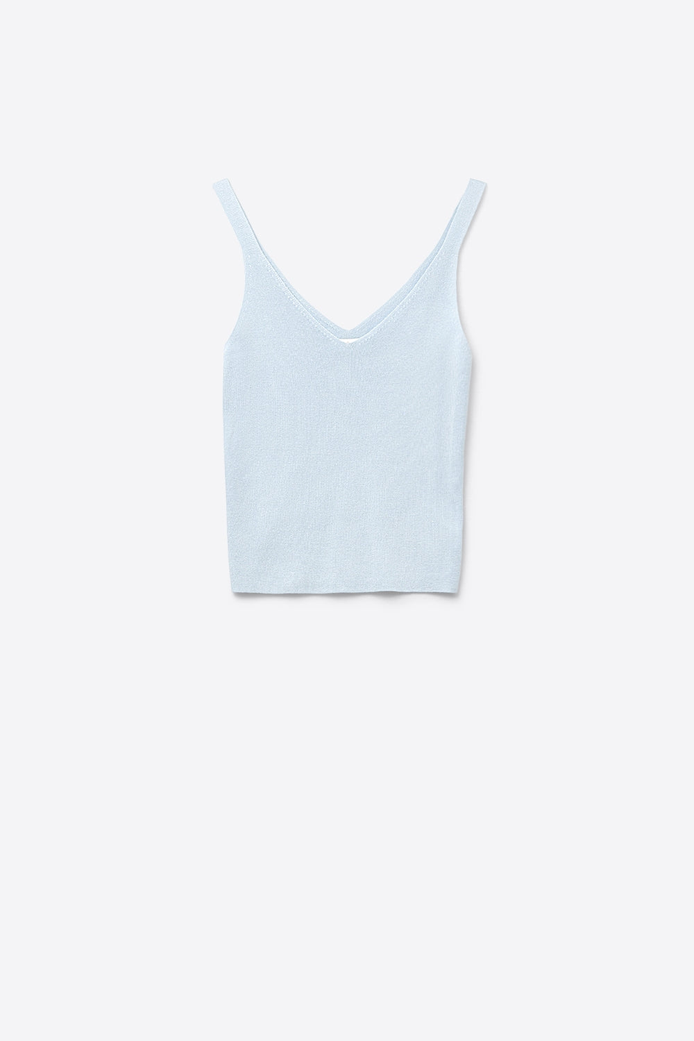 Q2 Top de punto acanalado azul bebé con cuello de pico y tirantes finos