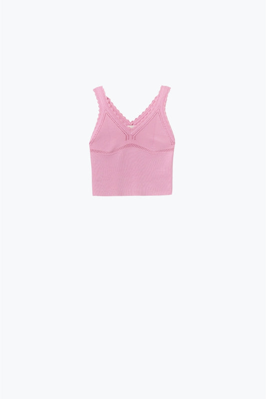 Q2 Top de punto acanalado rosa con cuello en V festoneado