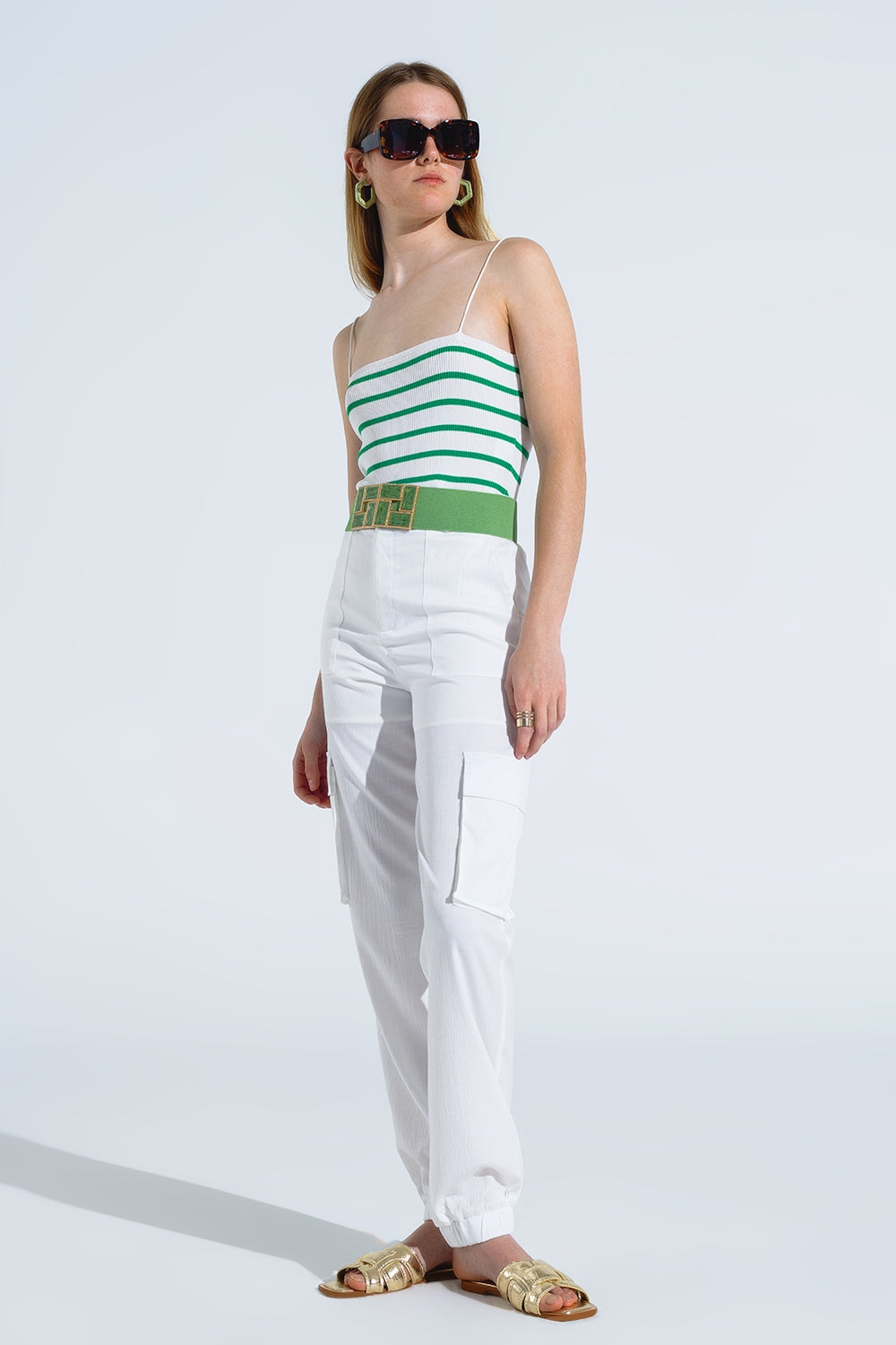 Top de rayas blancas y verdes con escote cuadrado Q2