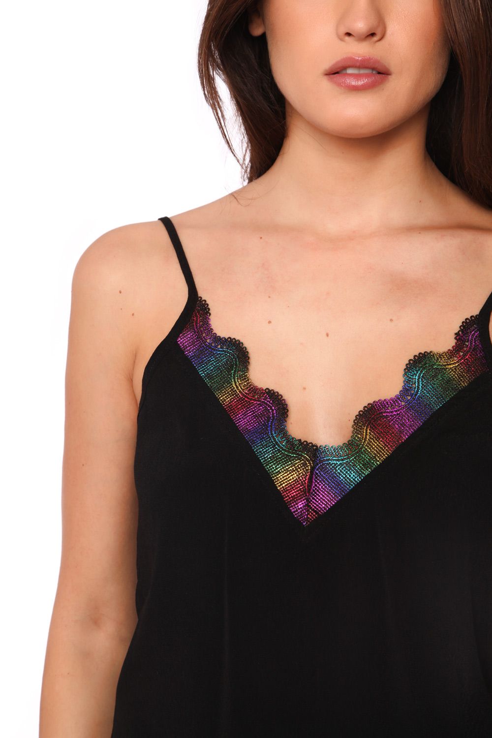 Top de tirantes negro con detalle de rejilla multicolor Q2