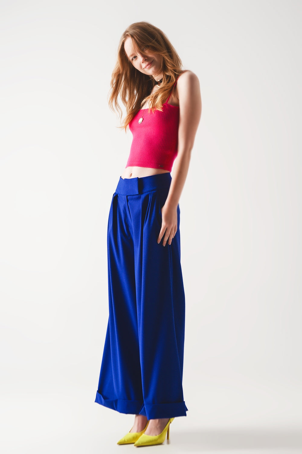 Top fucshia sin mangas de punto de canalé Q2
