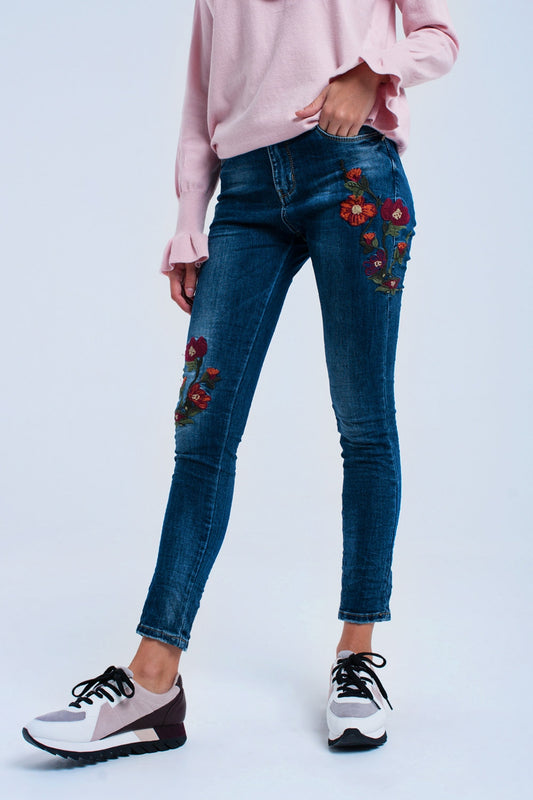 Q2 Vaquero skinny con flores