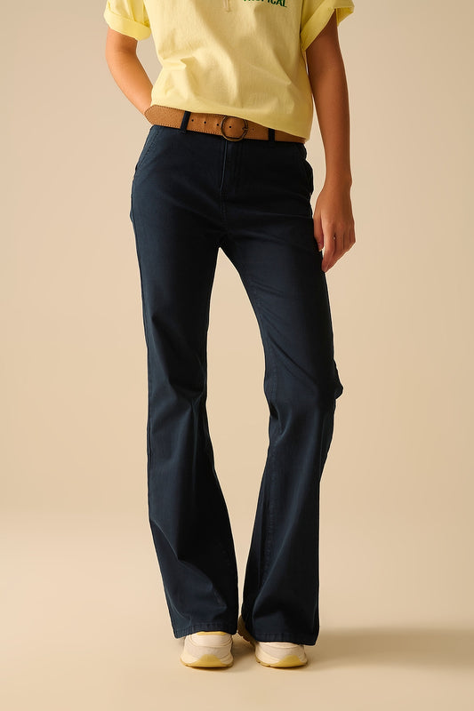 Q2 Vaqueros acampanados denim azul marino cómodos y elásticos