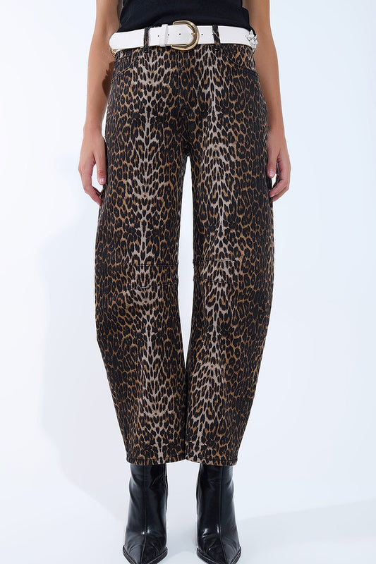 Q2 Vaqueros Barrel con estampado de leopardo