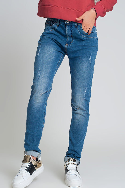 Q2 Vaqueros boyfriend azules con diseño desgastado