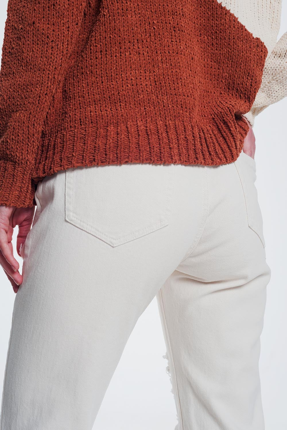 Vaqueros Boyfriend rasgados en beige Q2