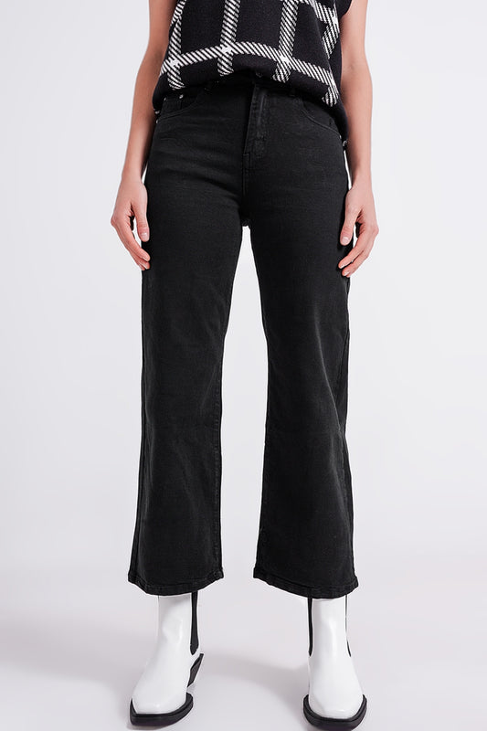 Q2 Vaqueros capri color negro de pernera ancha