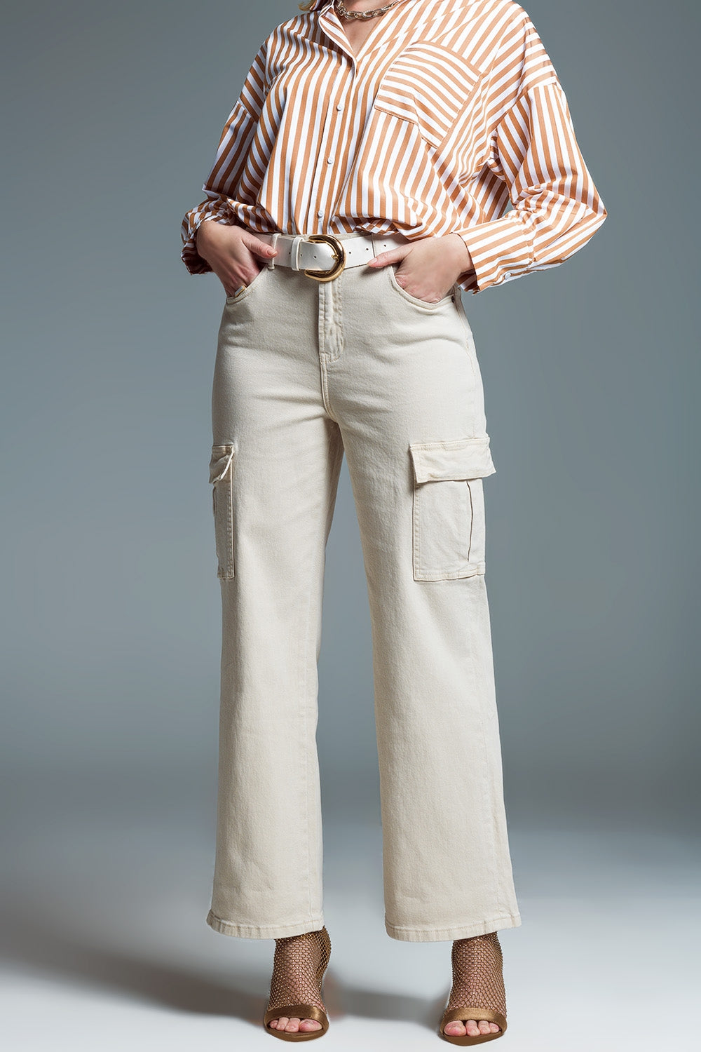 Vaqueros cargo rectos en beige Q2