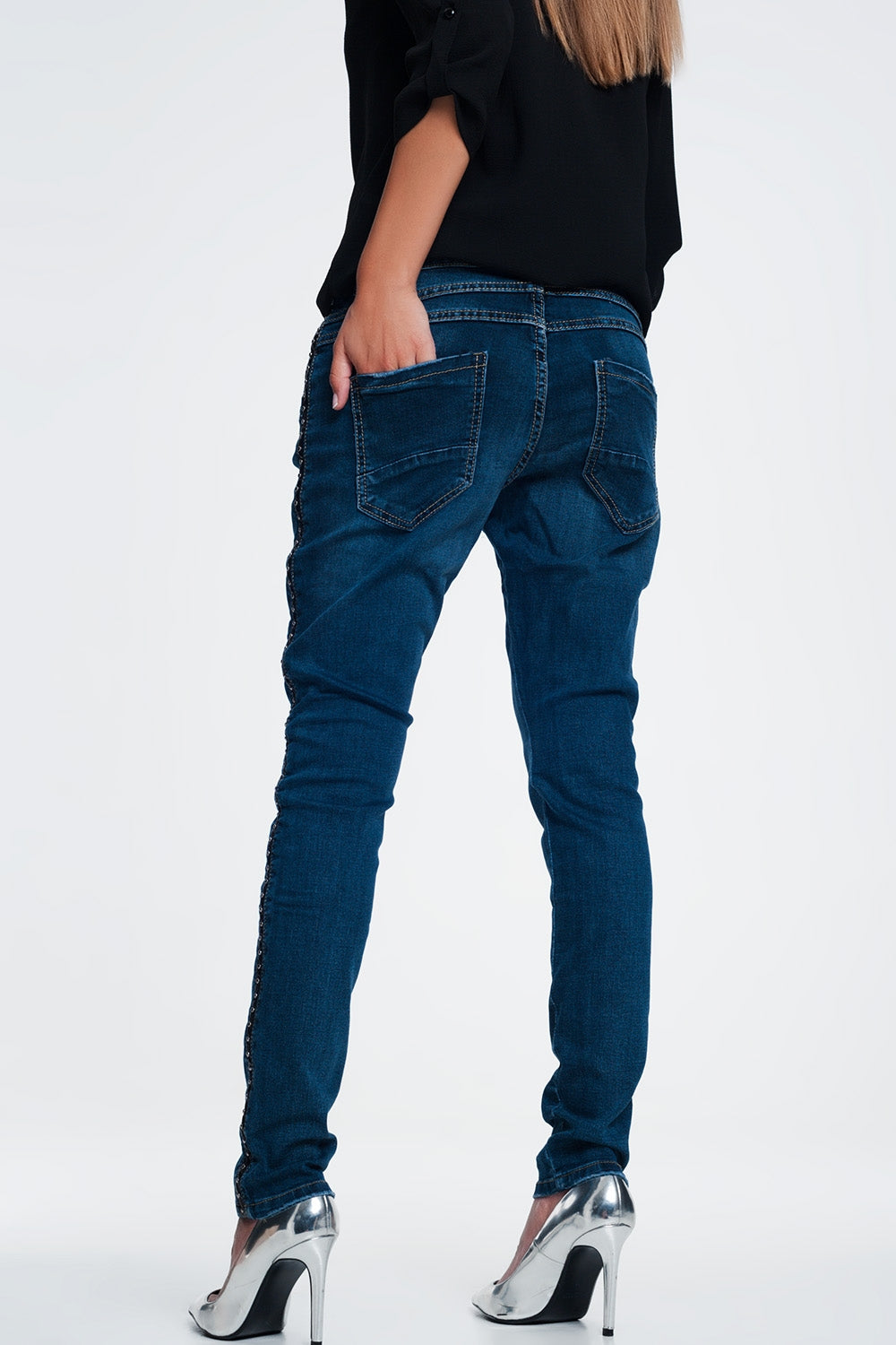 Vaqueros con tachuelas con tira lateral polipiel Q2