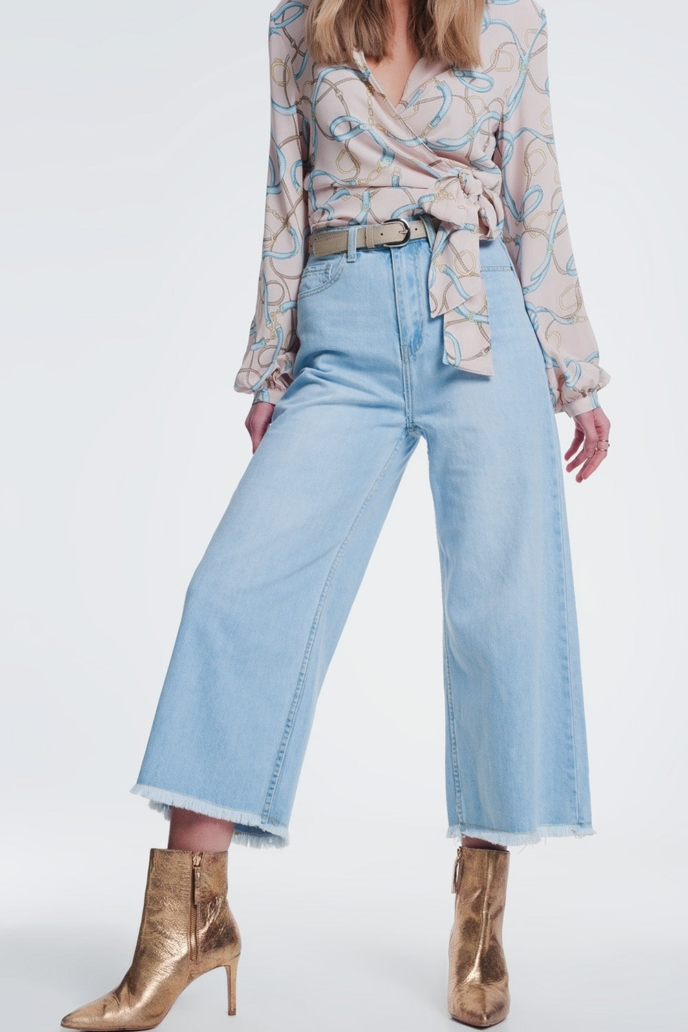 Vaqueros culotte con dobladillo rasgado Q2