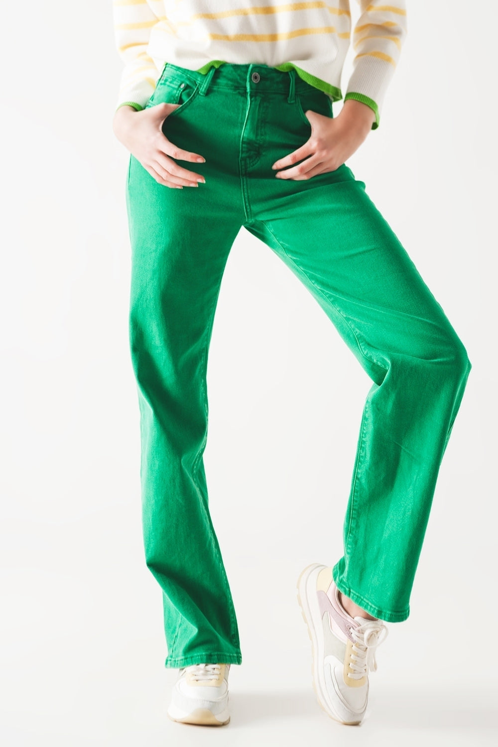 Vaqueros de cintura alta slouchy mom jeans en verde Q2
