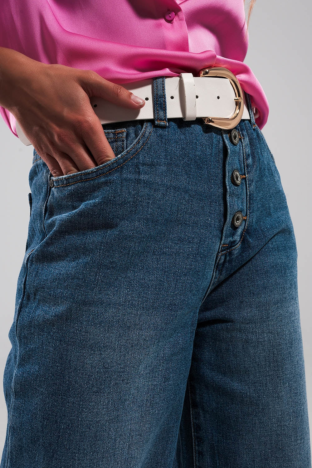 Vaqueros de pernera recta con plumas sintéticas en el bajo de color ROSA Q2