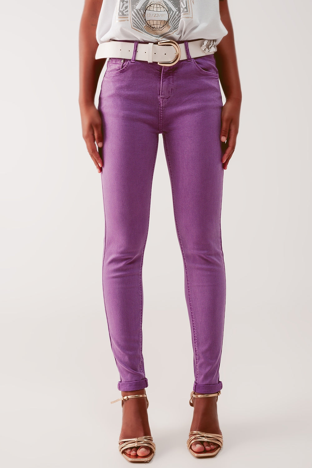 Vaqueros de talle alto color morado Q2