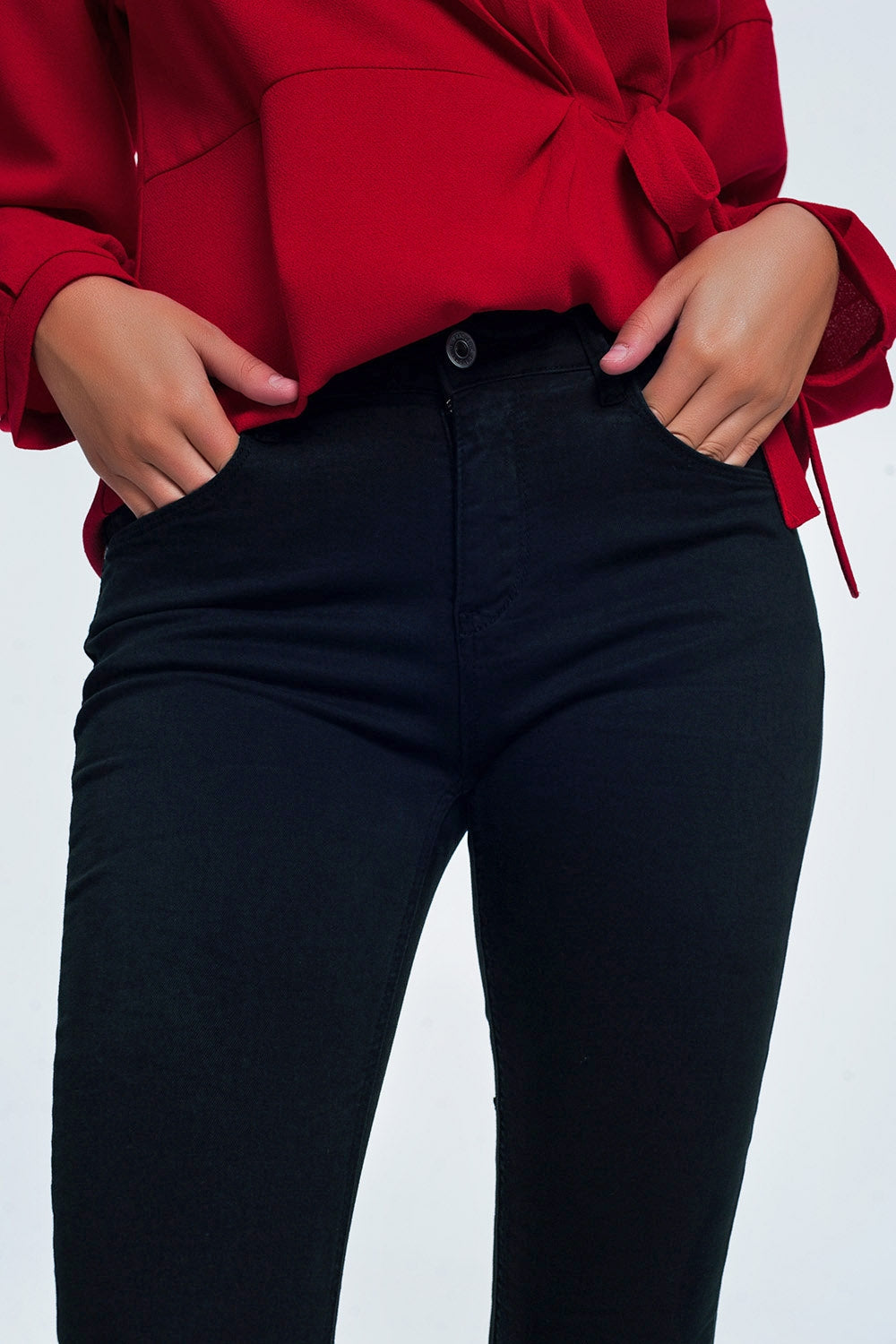 Vaqueros de talle alto color negro Q2