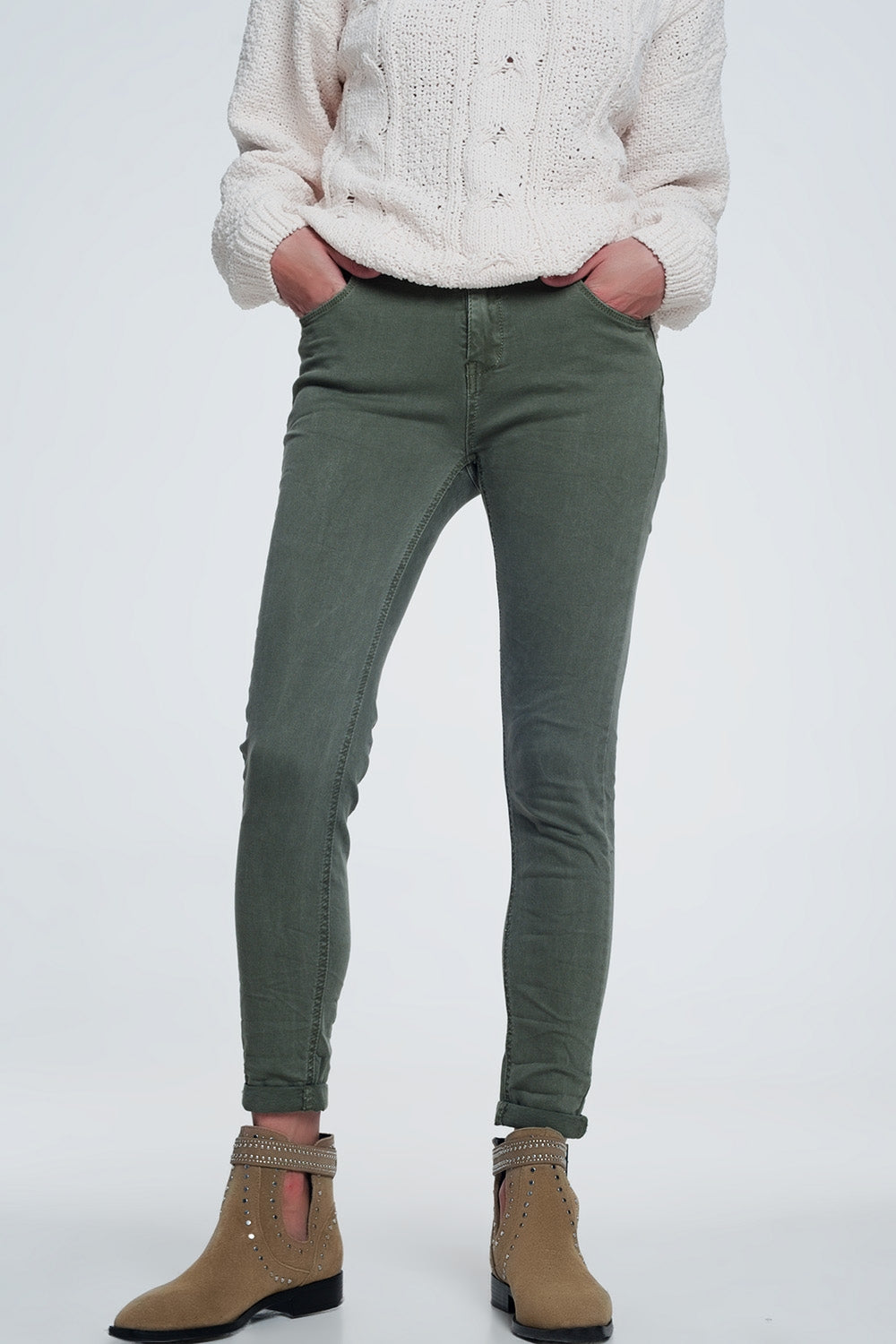 Q2 Vaqueros de talle alto color verde