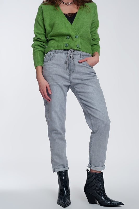 Q2 Vaqueros estilo jogger ligeros con lavado medio en color gris