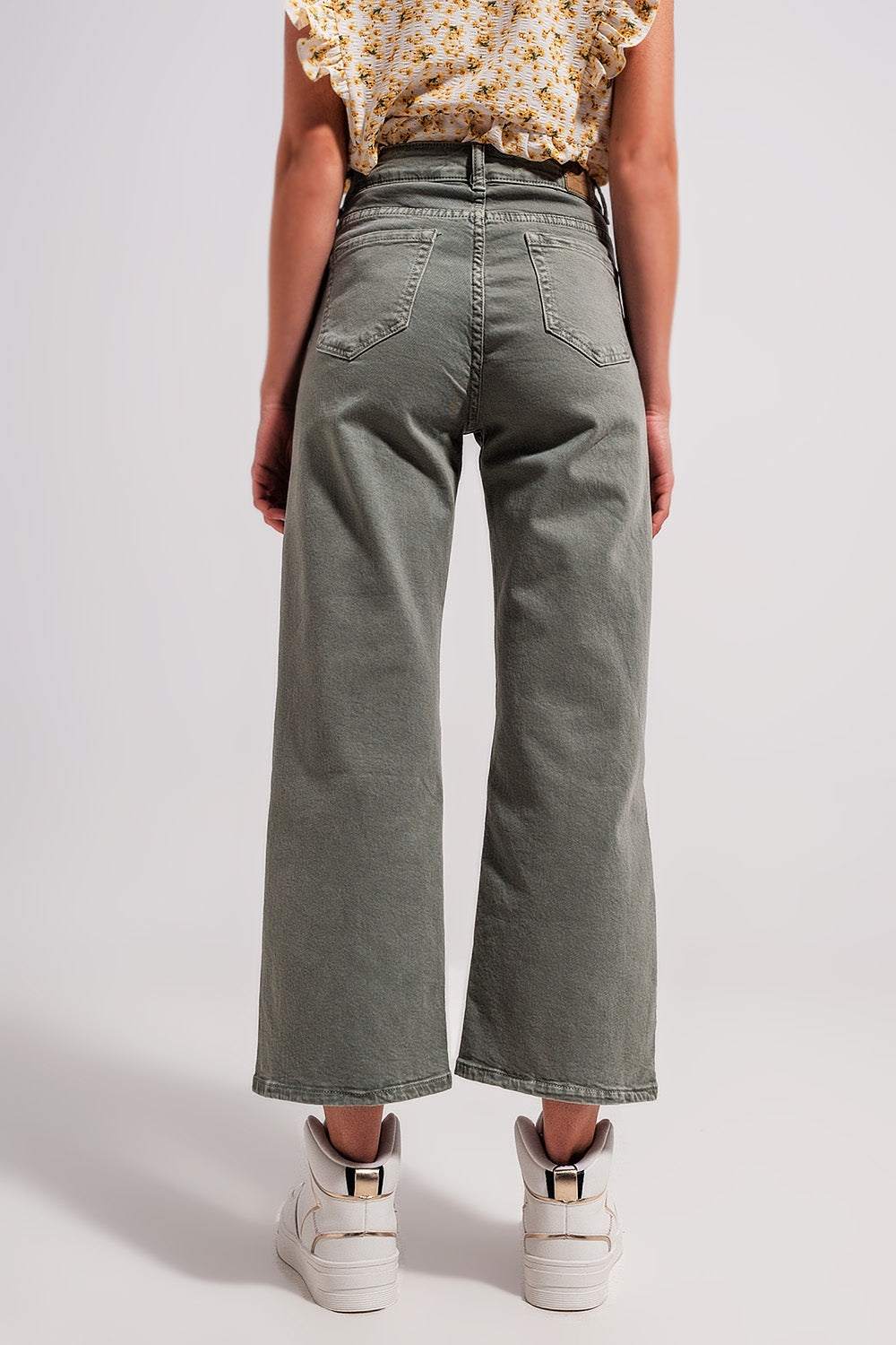 Vaqueros gris de pernera ancha Q2