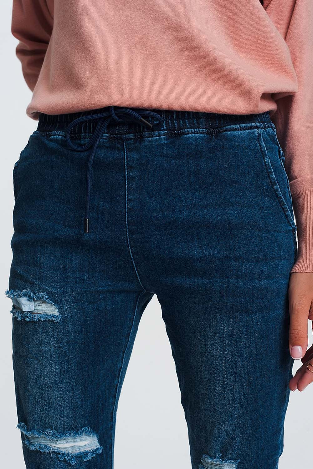Vaqueros ligeros estilo joggers azul oscuro Q2